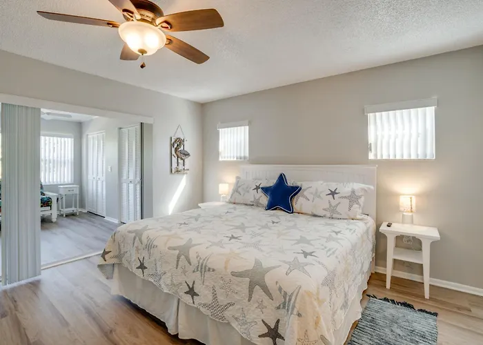 Beach Days & Poolside Fun! Englewood Home W/ Yard