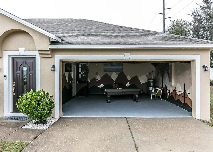 Luxury Boho Getaway Experience W Pool Table