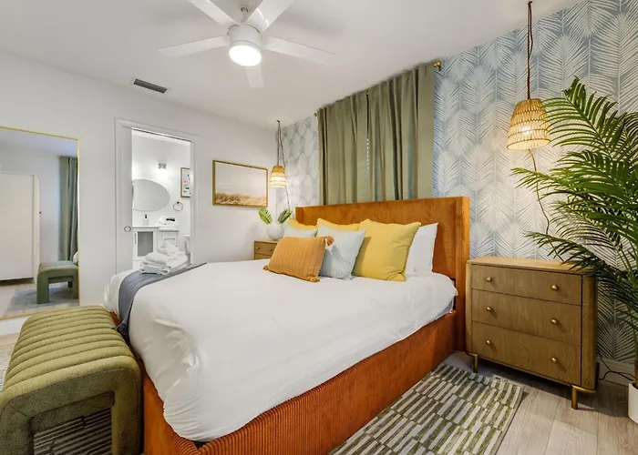 Resort Style Backyard Pool Hot Tub Games