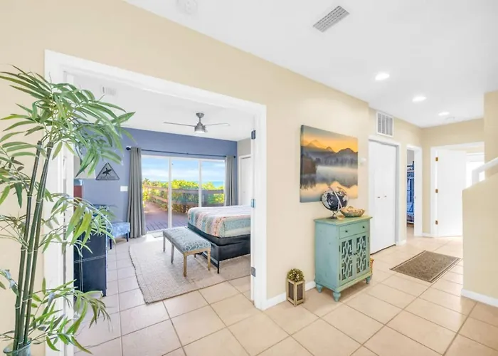 Oceanfront Escape - Private Beach Access - Game Room - Bikes - Surfboard