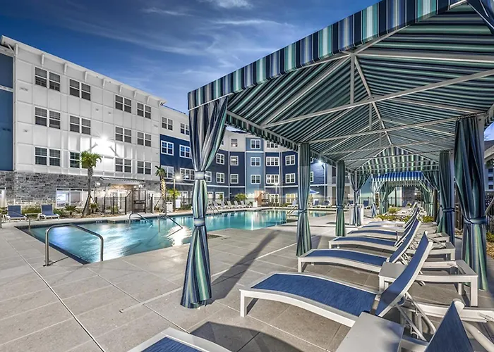 Landing Incredible 1Bd Yoga Studio Clubhouse