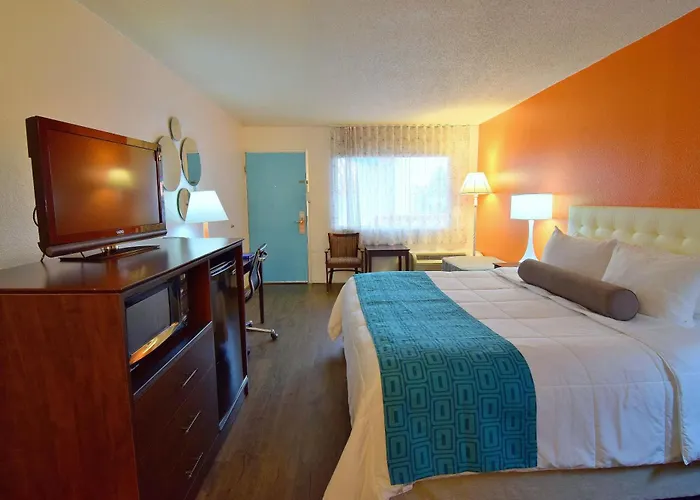 Howard Johnson By Wyndham Ocala Fl I-75