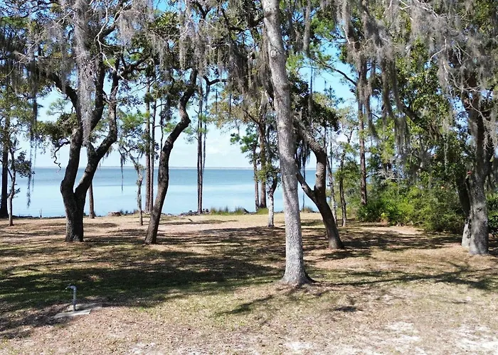 Bayfront- 2Mins From Boat Launch