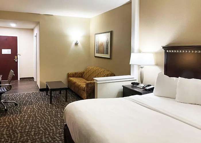 Comfort Suites Kings Bay Naval Base Area