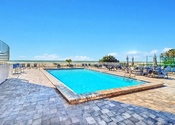 Reef Club 105