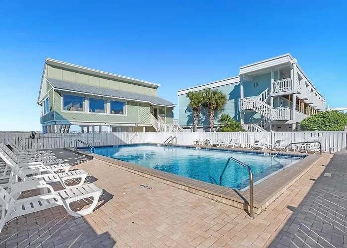 Boardwalk Unit A4