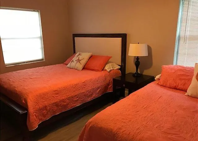 Beach Condo With Heated Pool - Waterfront View, Steps To Sand - Coral Resort C-2