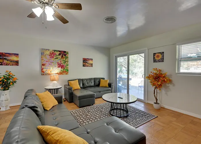 7 Mi To Busch Gardens! Family & Pet-Friendly Home
