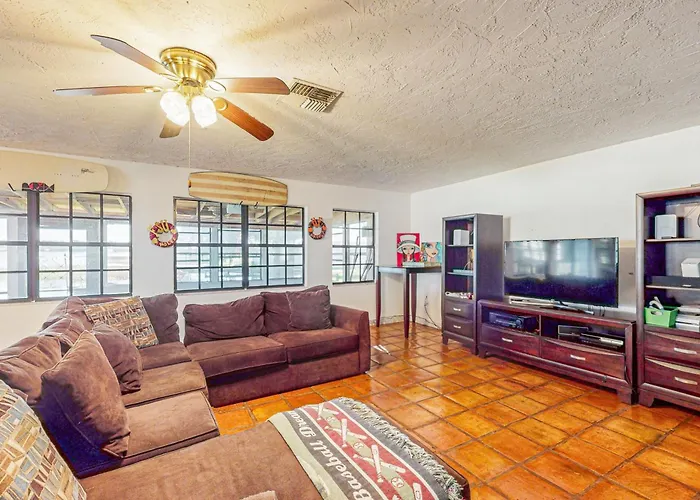 Lakefront Home With Water Views, Foosball, Screened Porch, & Private W/D
