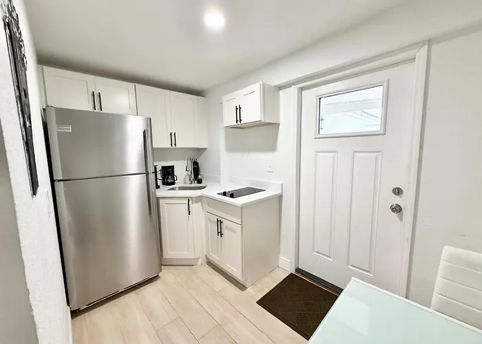 Cozy Guesthouse Downtown Tampa