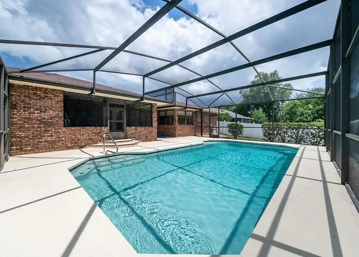 4Bd & 2Bth Near Daytona And New Smyrna