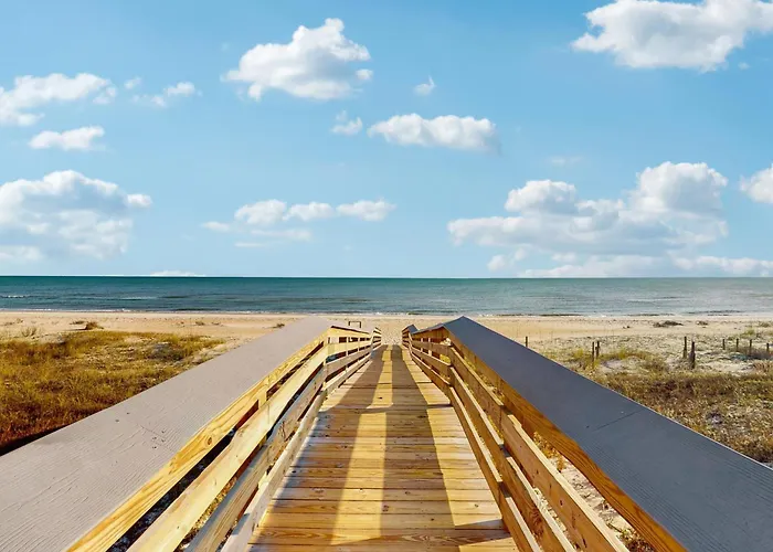 Great Dog-Friendly Home With Gulf Views Shared Pool Just Steps From The Gulf