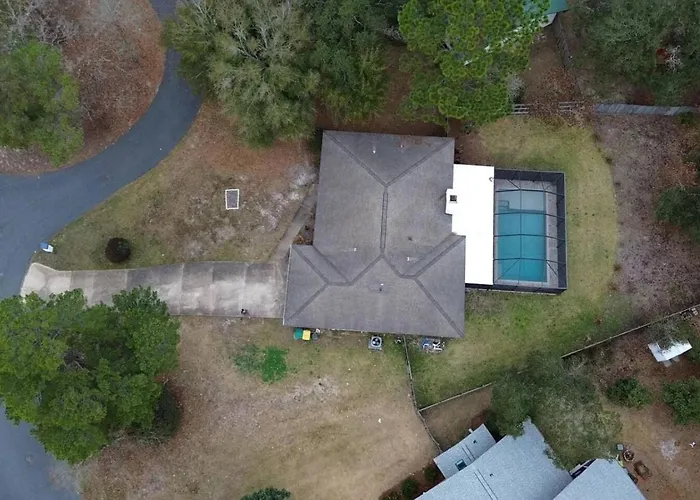Private Pool | Sleeps 11 | Sunny Side Retreat | Bluewater Bay