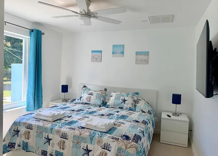 Seashell 2 - Your Beach Vacation!