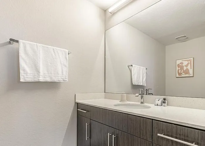 Landing Modern Apartment With Amazing Amenities