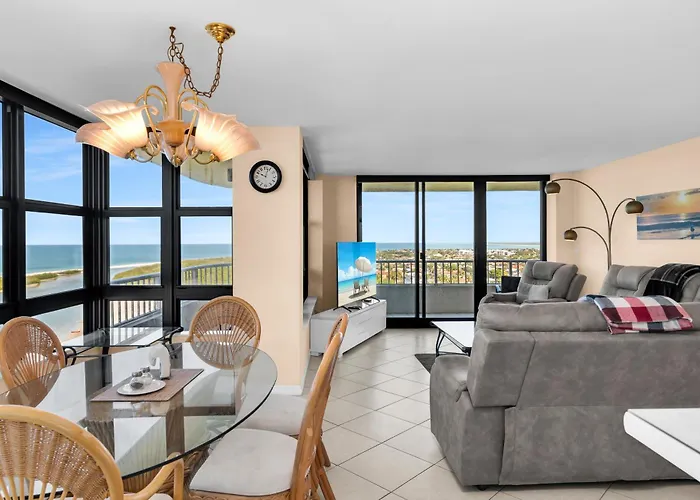 Stunning Beachfront Penthouse On 19Th Floor I Desirable Front Unit