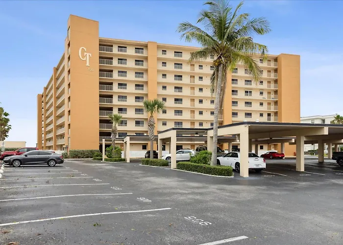 Canaveral Towers - Oceanfront Condos With Pool And Mini Golf By Port Canaveral - Cocoa Beach