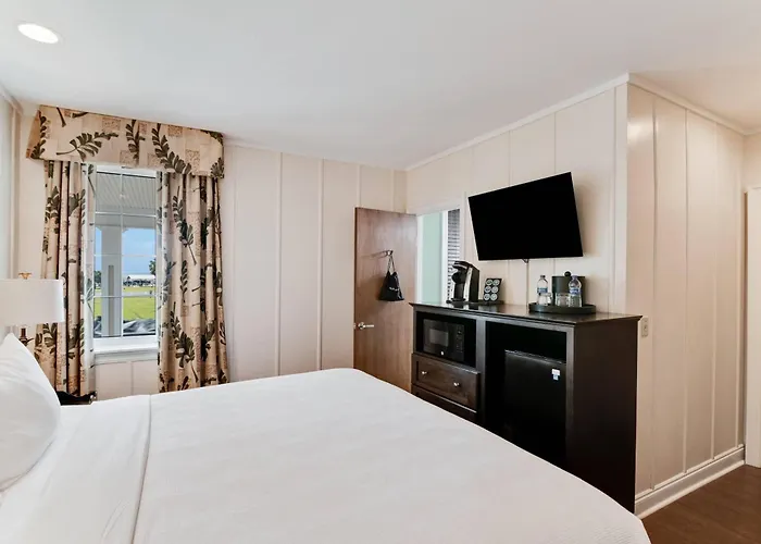 The Port Inn - Port St Joe, An Ascend Collection Hotel