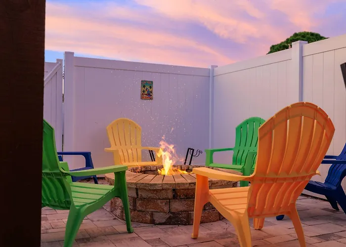 3Br - Beach & Trail - Bikes, Fire Pit, Mini-Golf