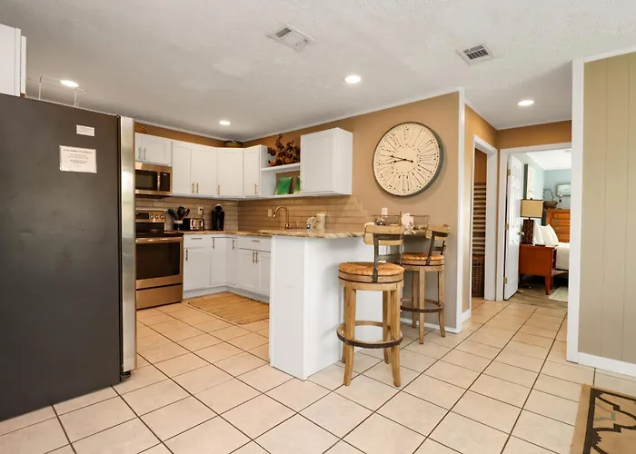 Castaway By Pristine Properties Vacation Rentals
