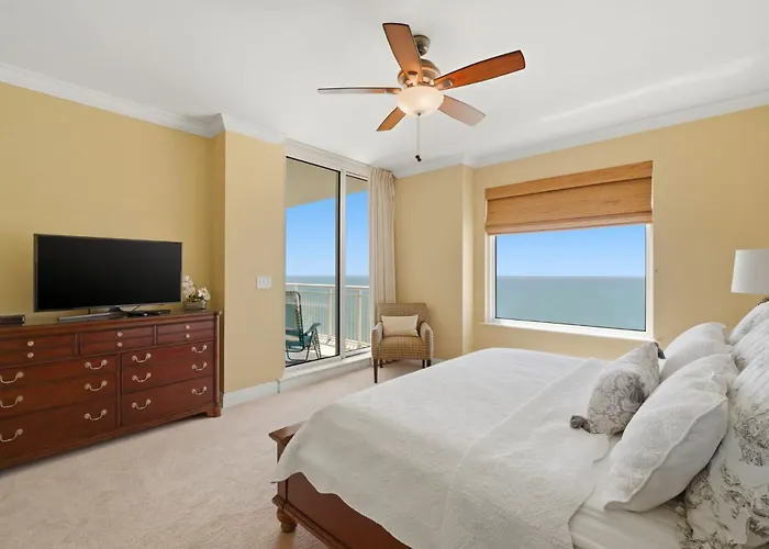 Private Beach Front Luxury Condo, Amazing Views & Sunsets, Indigo East, 5-Star, 2 Balconies