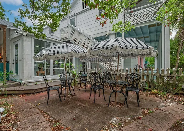 Old Carrabelle Hotel Regatta Room
