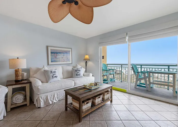 Pelican Isle 205