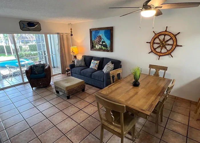 Full Time Lic Mgr - 2 Bed 2 Bath Villa - Oceanfront Beach Resort - Saltwater Lagoon