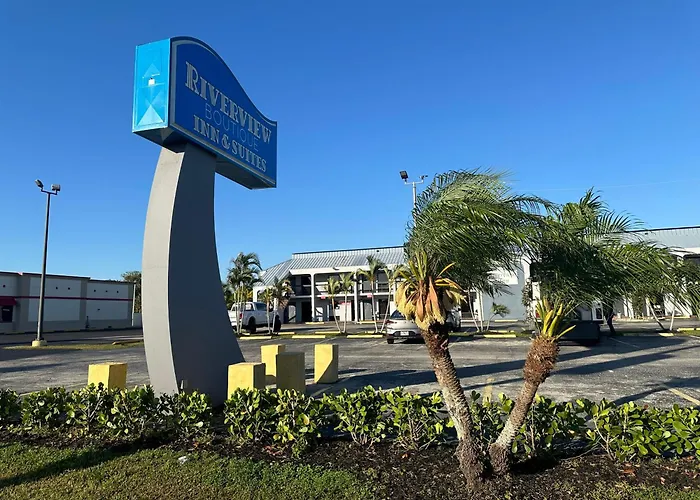 Riverview Inn