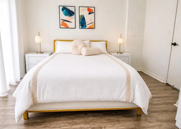 Modern Luxury Condo - Near Uf, Shands & Celebration Pointe