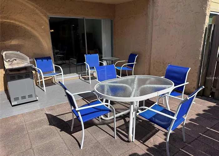 2Br/2Ba Condo Sienna Park