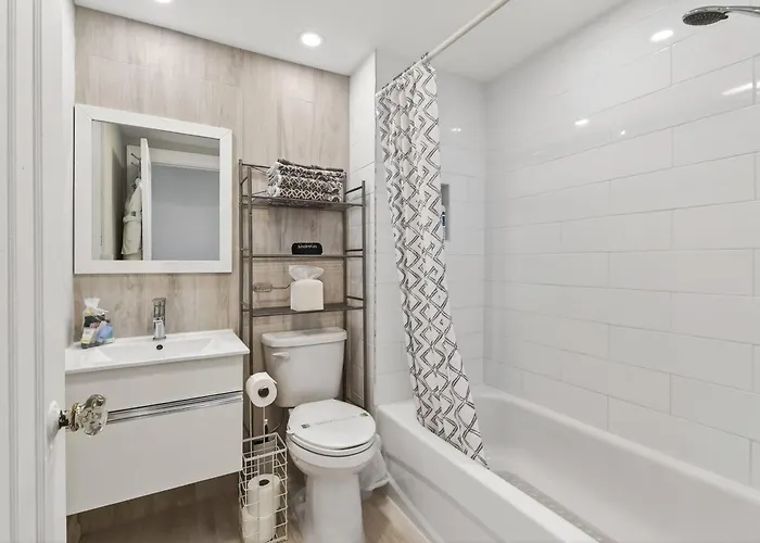 Orchid Suites - Historic Palm Beach Hotel Condominium