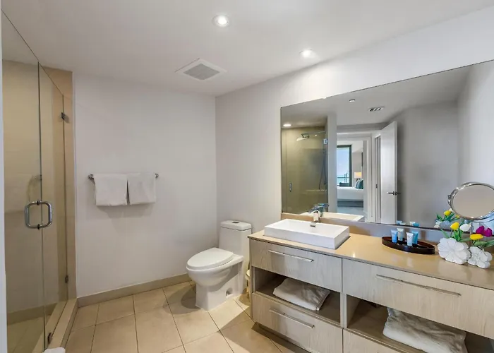 Cosy 1 Bedroom On The Beach, Ocean & City Views At Lyfe Resort