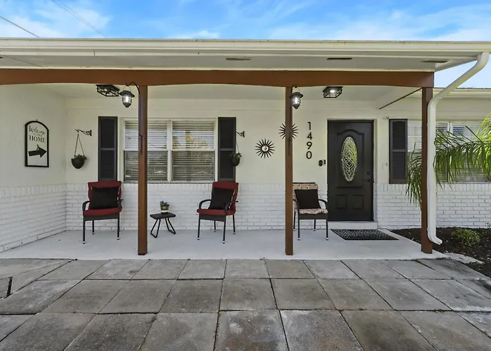 Ambers Jensen Beachhouse With Hot Tub