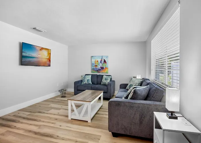 A Place In Paradise Unit B