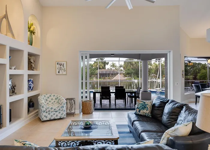 Cape Serenity- Premier Waterfront Villa With Kayaks And Bikes