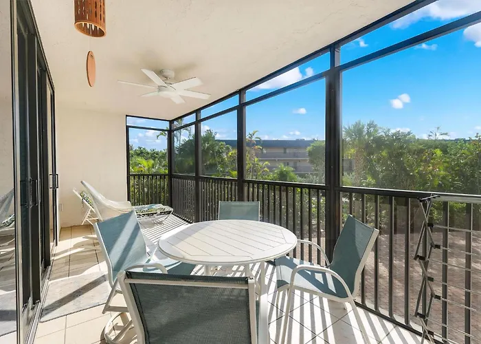 Compass Point 221