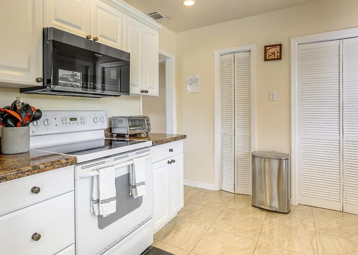 Riviera Beach Vacation Home W/ Pool: Walk To Beach
