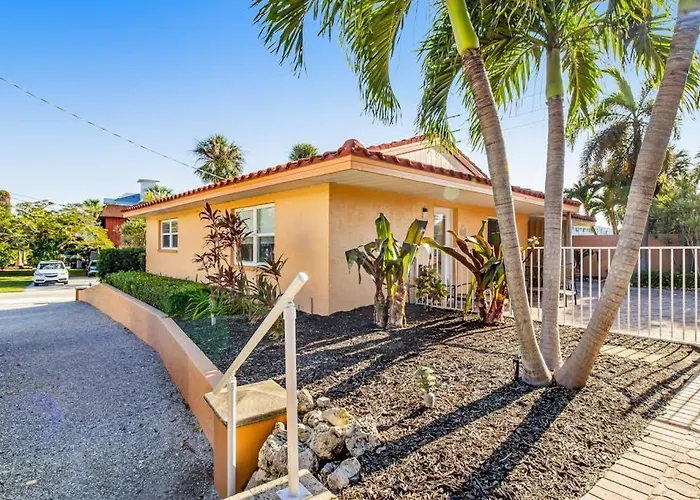 Beach Villa 1B