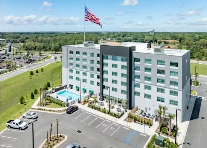 Holiday Inn Express & Suites Fort Walton Beach - Eglin Area By Ihg