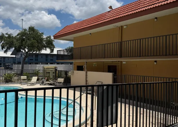 Economy Inn Jax-Op