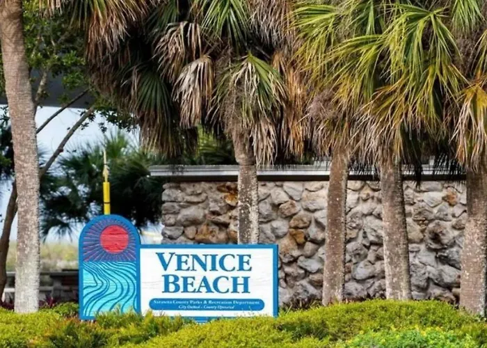 2 Bedroom Home With Private Beach Access To Golden Beach - Luna Sea