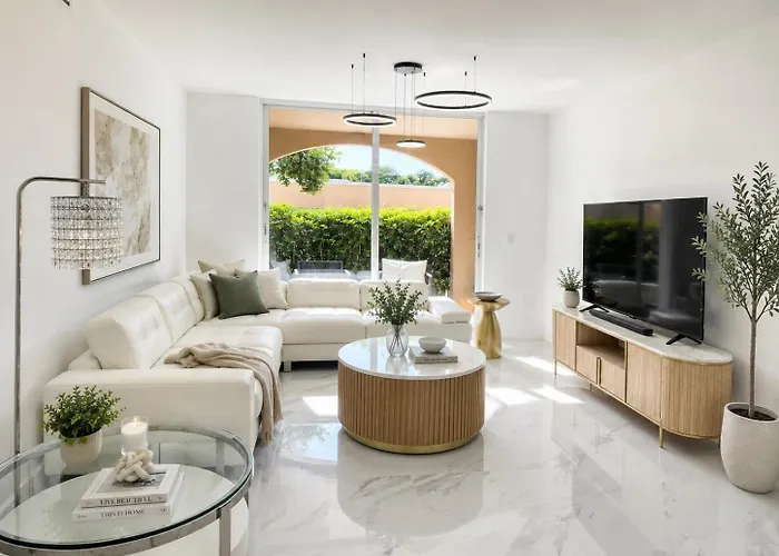 Modern 1Br 2Ba Condo 1Block To Aventura Mall