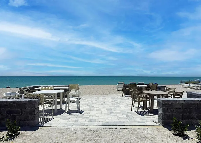 Sunburst Haven - Dock, Pool & Gulf Sands