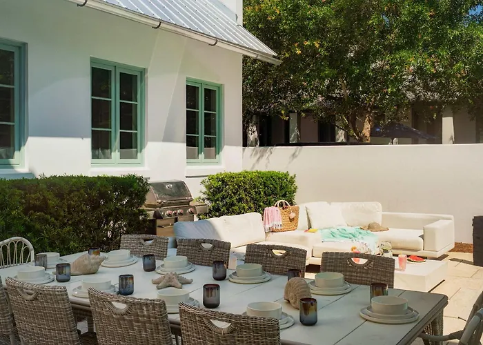 Luxury Rosemary 4Br Villa With Private Pool