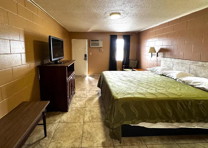 Briarwood Motel Near Valdosta University I 75