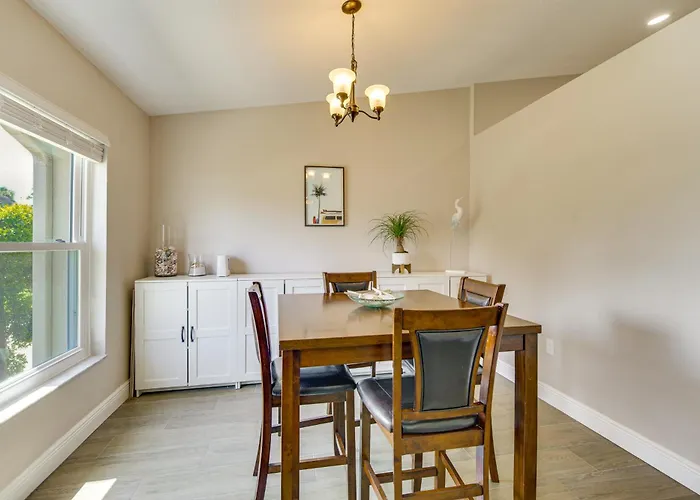 Jump Into Fall At This Cozy Gem W/ Private Pool!