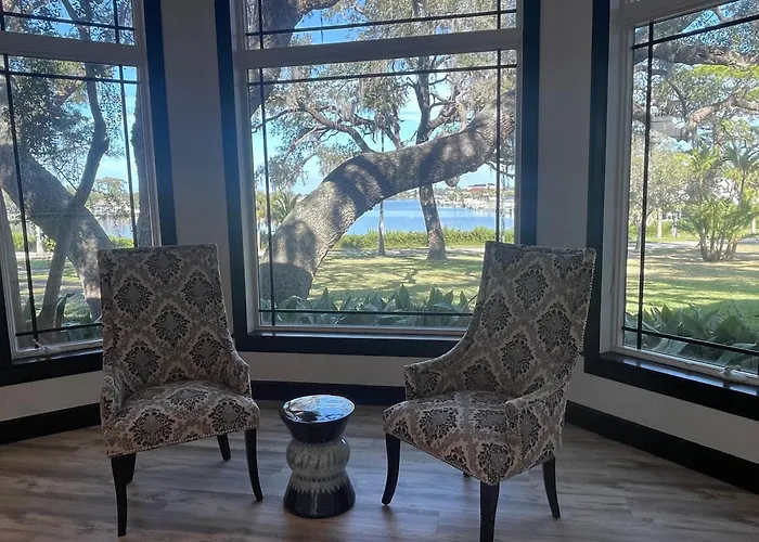 Luxury Tarpon Springs Waterfront W Gulf Access