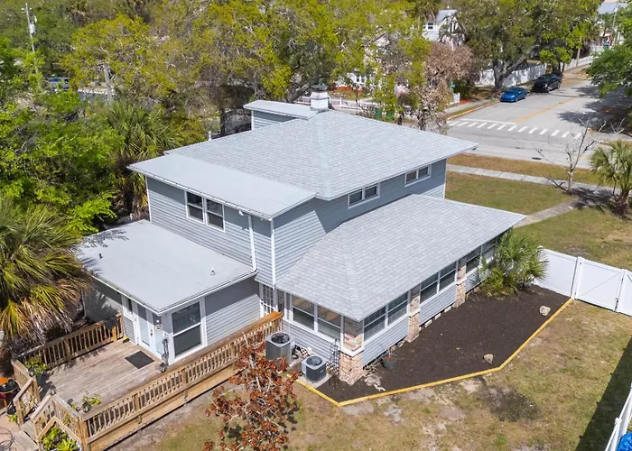 Historic Melbourne Retreat Near River And Dining