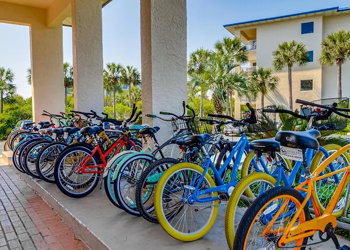 Coastal Condo With Lagoon Pool Bike Rentals Tennis Pickleball & Beach Access